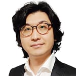 Dr Liang Wang Headshot
